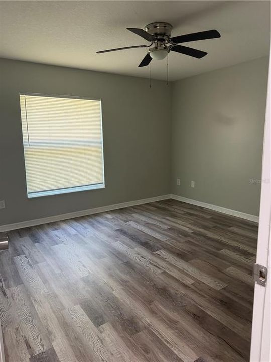 For Sale: $300,000 (3 beds, 2 baths, 1200 Square Feet)
