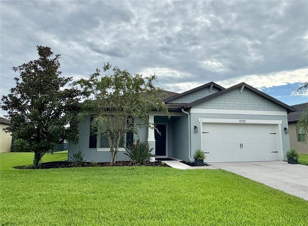 For Rent: $2,750 (4 beds, 2 baths, 2164 Square Feet)