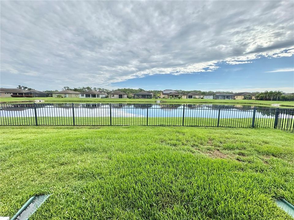 For Rent: $2,750 (4 beds, 2 baths, 2164 Square Feet)