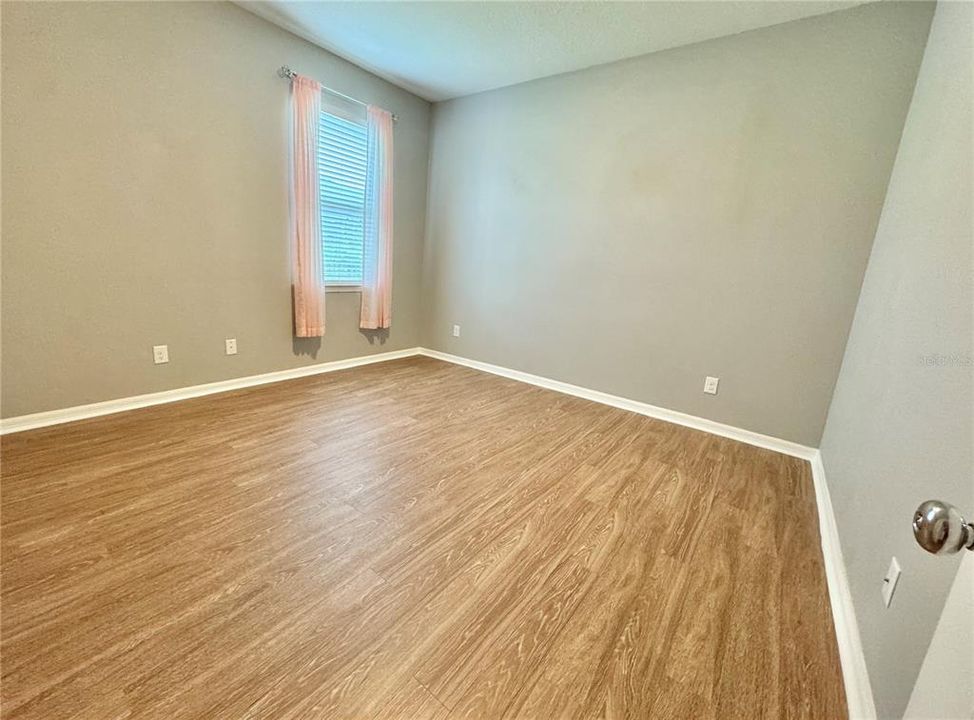 For Rent: $2,750 (4 beds, 2 baths, 2164 Square Feet)