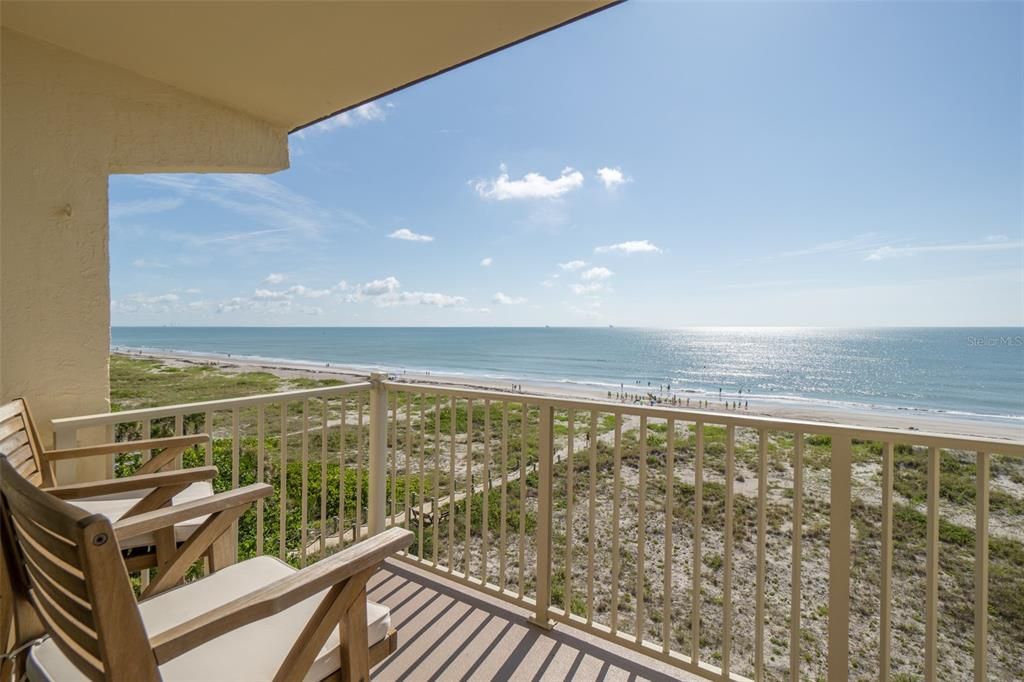 For Sale: $550,000 (2 beds, 2 baths, 1118 Square Feet)