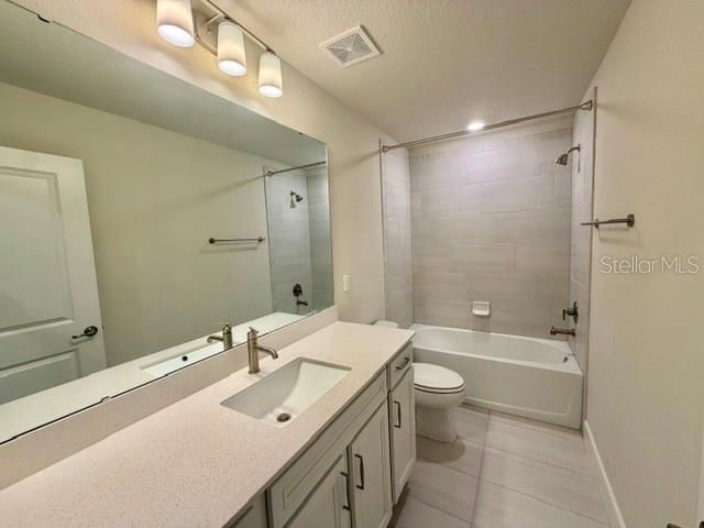 В аренду: $3,150 (5 спален, 3 ванн, 2386 Квадратных фут)