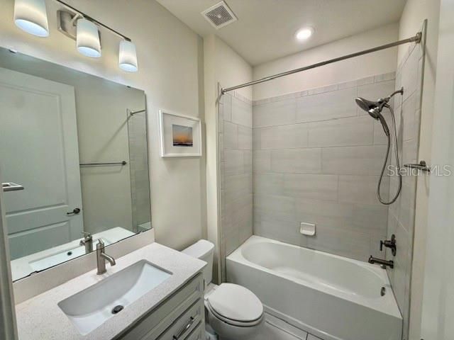 В аренду: $3,150 (5 спален, 3 ванн, 2386 Квадратных фут)