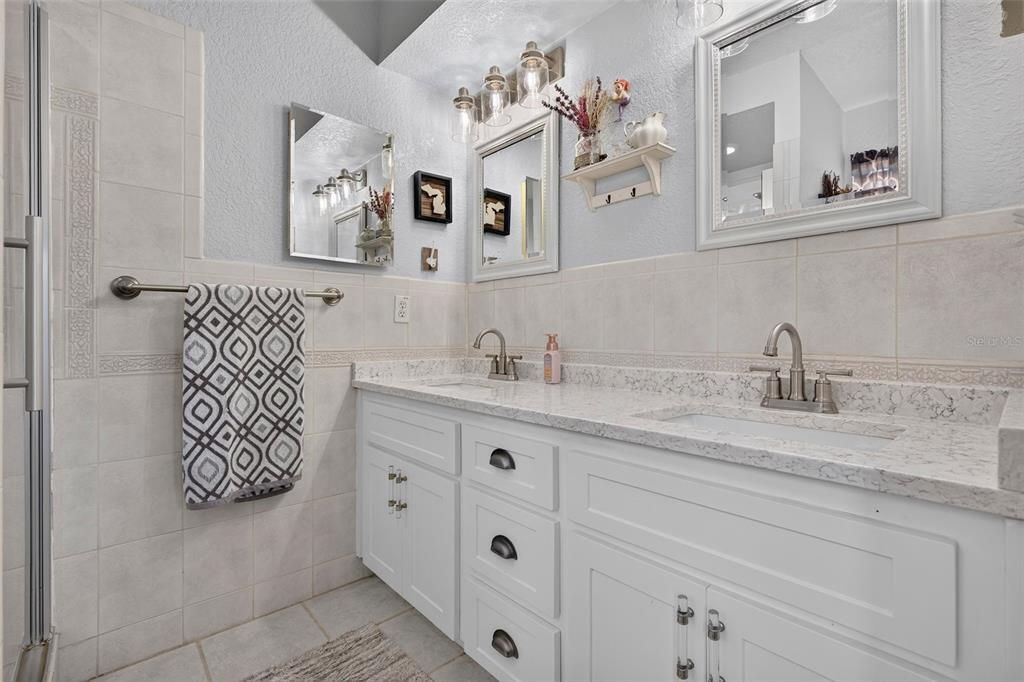 For Sale: $665,000 (3 beds, 2 baths, 2208 Square Feet)