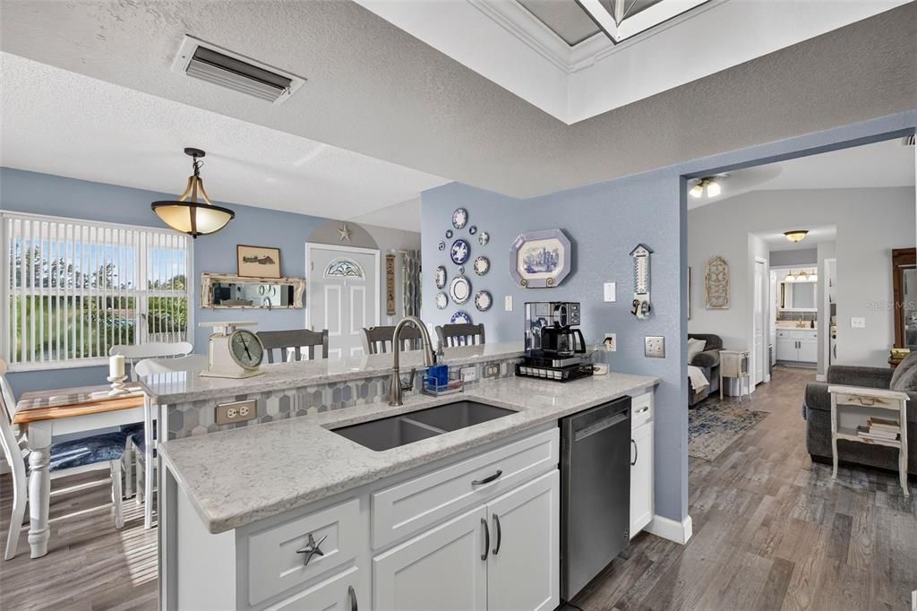 For Sale: $665,000 (3 beds, 2 baths, 2208 Square Feet)