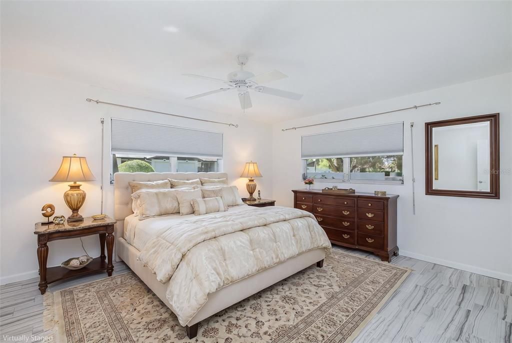 For Sale: $325,000 (2 beds, 2 baths, 1400 Square Feet)
