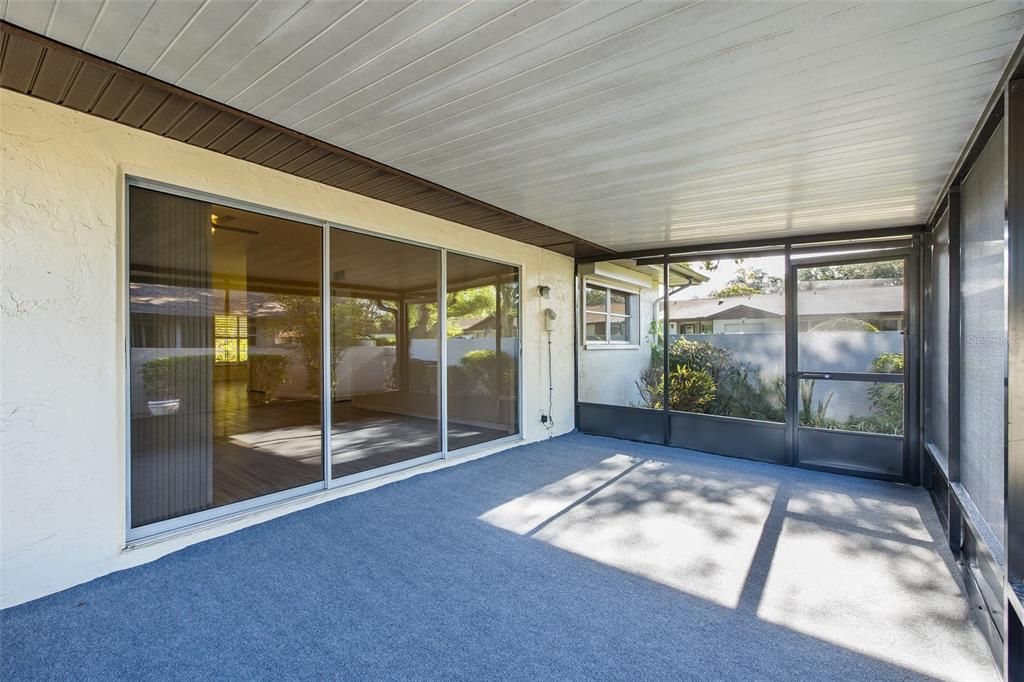 For Sale: $325,000 (2 beds, 2 baths, 1400 Square Feet)