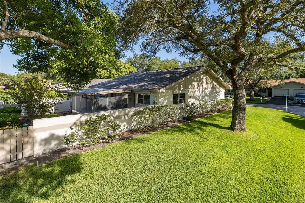 For Sale: $325,000 (2 beds, 2 baths, 1400 Square Feet)