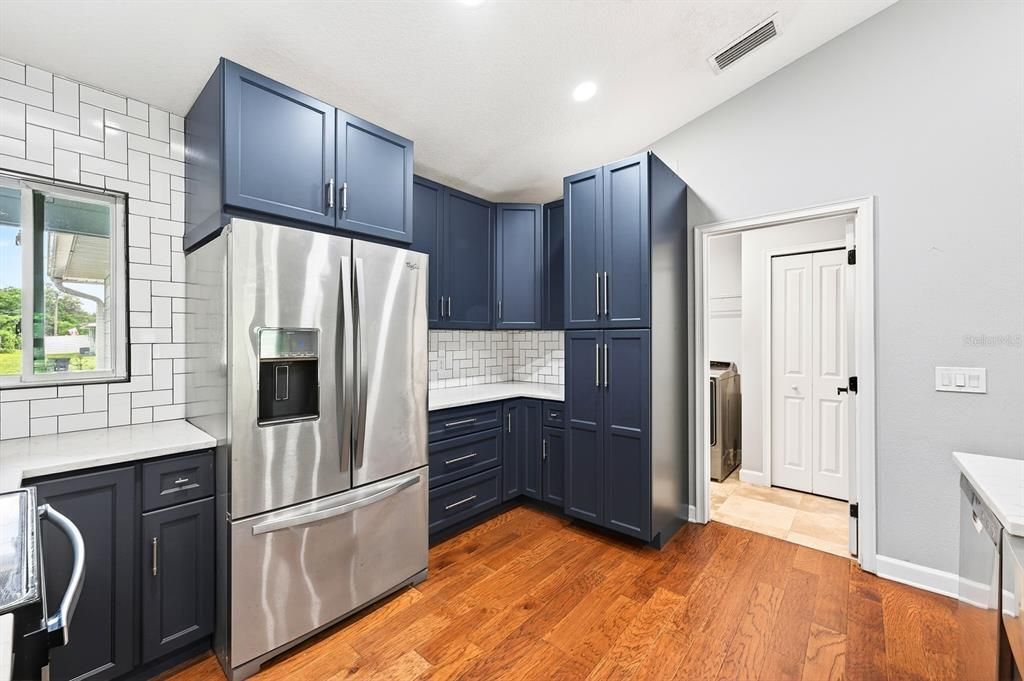 For Rent: $2,350 (3 beds, 2 baths, 1253 Square Feet)