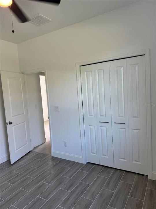 For Sale: $359,000 (3 beds, 2 baths, 1670 Square Feet)