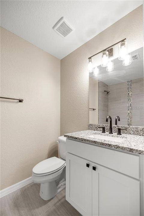 For Rent: $1,600 (2 beds, 2 baths, 1021 Square Feet)