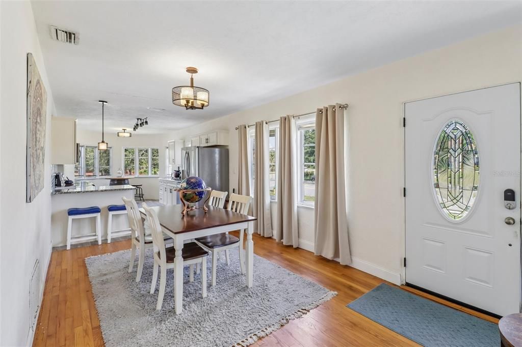 For Sale: $444,000 (3 beds, 2 baths, 1914 Square Feet)