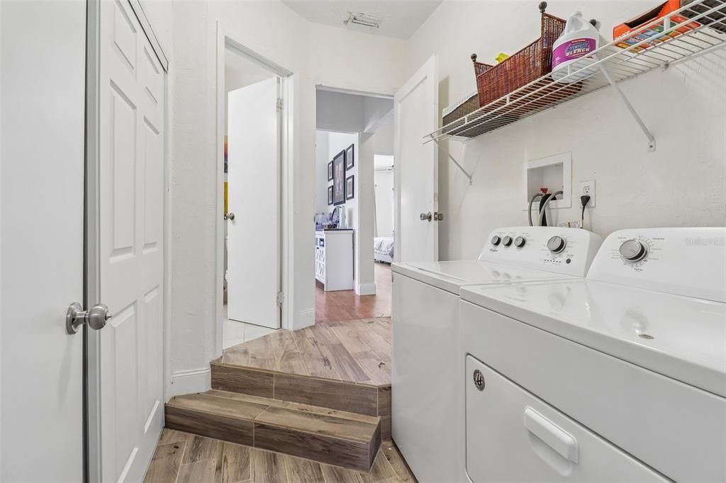 For Sale: $444,000 (3 beds, 2 baths, 1914 Square Feet)