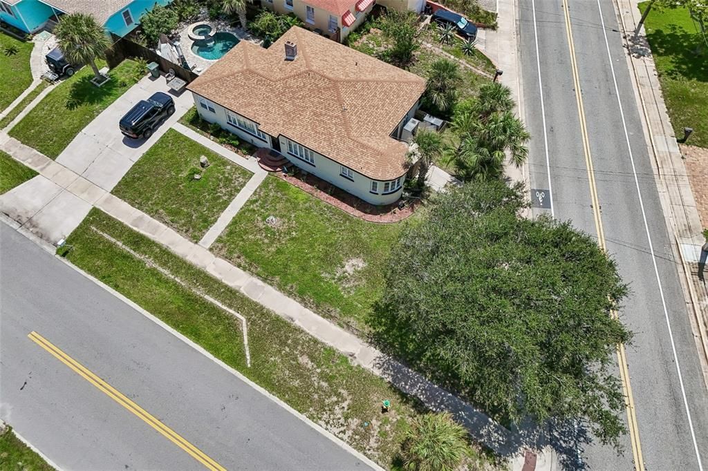 For Sale: $444,000 (3 beds, 2 baths, 1914 Square Feet)