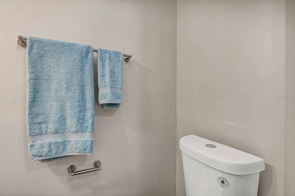 For Rent: $1,650 (3 beds, 2 baths, 1248 Square Feet)
