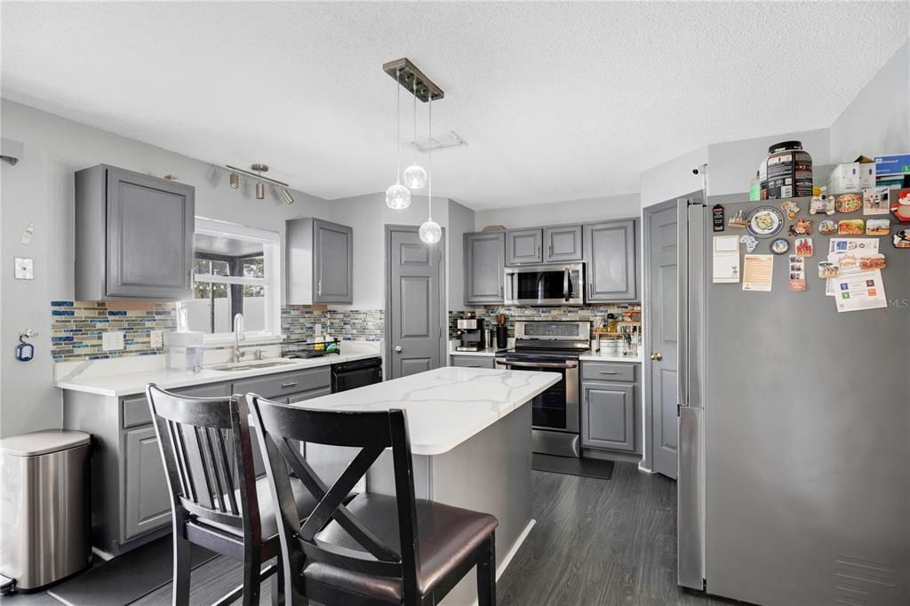Active With Contract: $485,000 (4 beds, 2 baths, 2142 Square Feet)