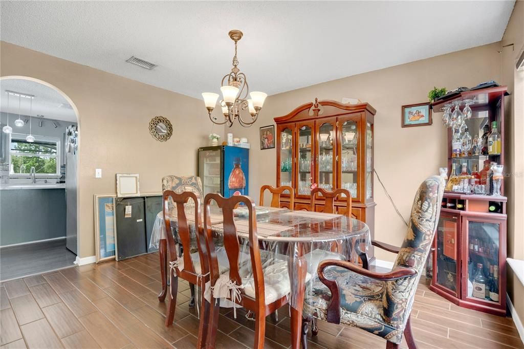 Active With Contract: $485,000 (4 beds, 2 baths, 2142 Square Feet)