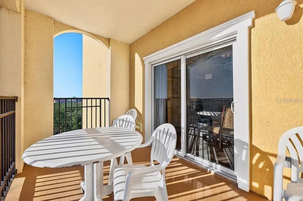 En Venta: $159,999 (3 camas, 2 baños, 1321 Pies cuadrados)