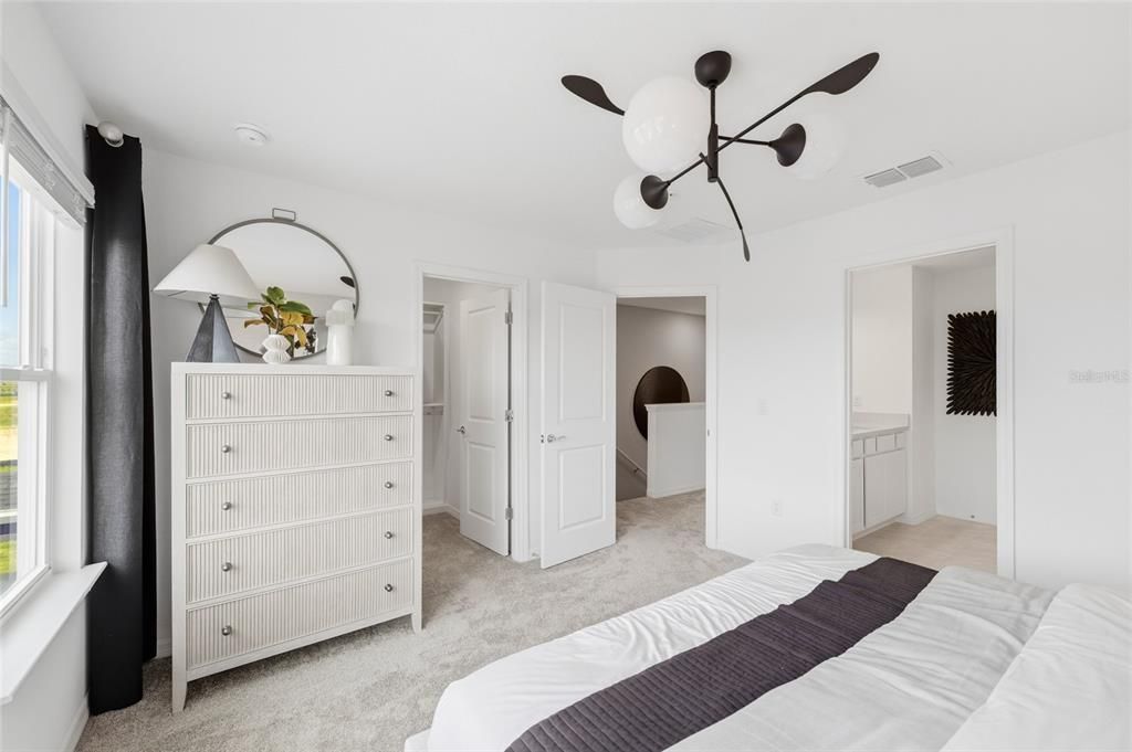 For Rent: $2,600 (3 beds, 2 baths, 1652 Square Feet)