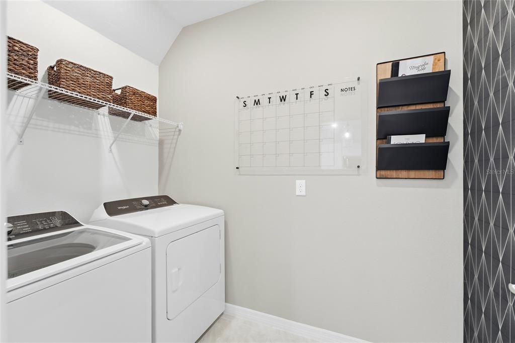 For Rent: $2,600 (3 beds, 2 baths, 1652 Square Feet)