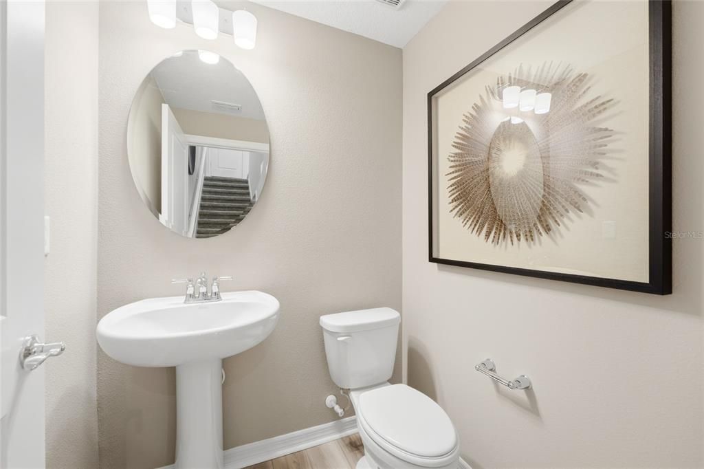 For Rent: $2,600 (3 beds, 2 baths, 1652 Square Feet)