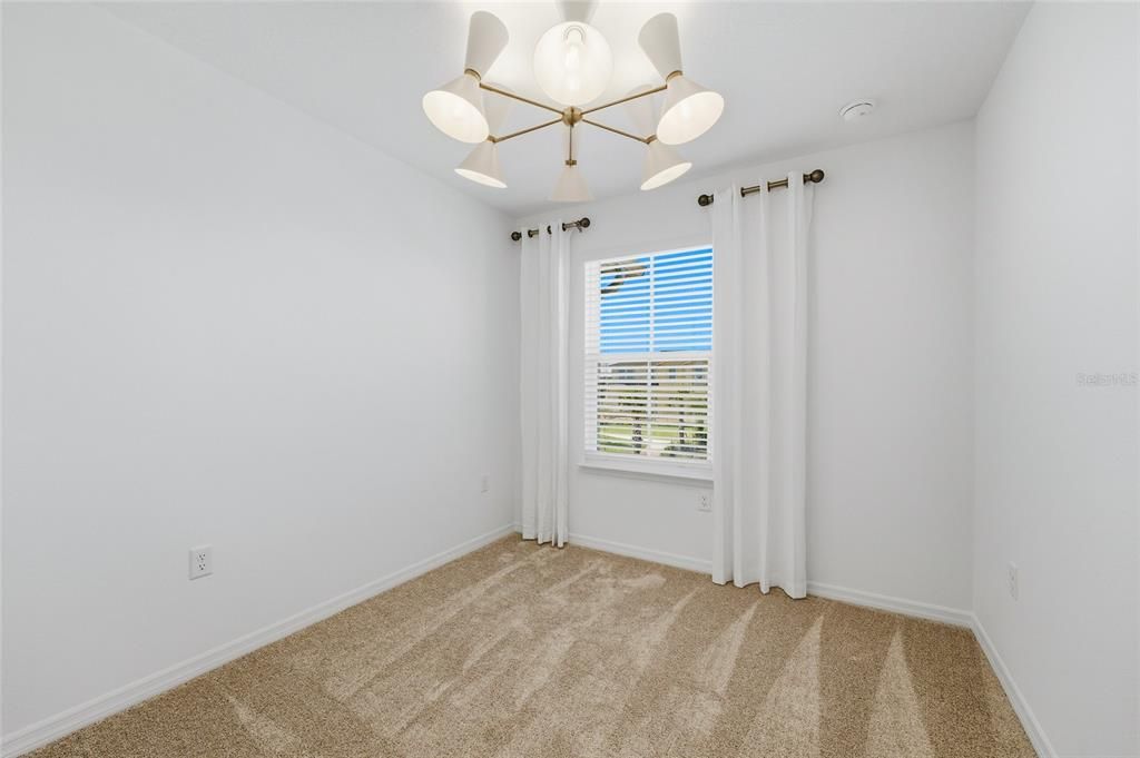For Rent: $2,600 (3 beds, 2 baths, 1652 Square Feet)