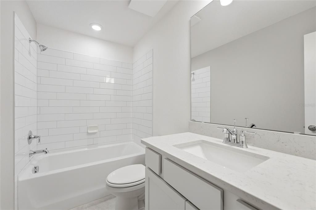 For Rent: $2,600 (3 beds, 2 baths, 1652 Square Feet)