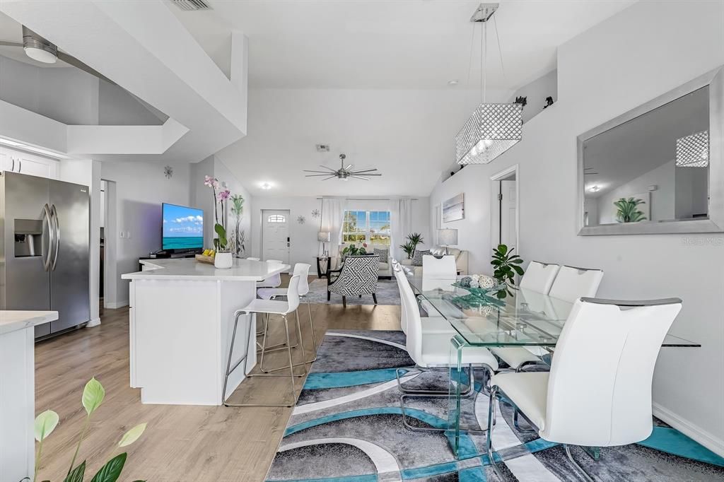 En Venta: $400,000 (4 camas, 2 baños, 1712 Pies cuadrados)