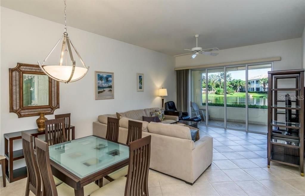 For Rent: $2,200 (2 beds, 2 baths, 1410 Square Feet)