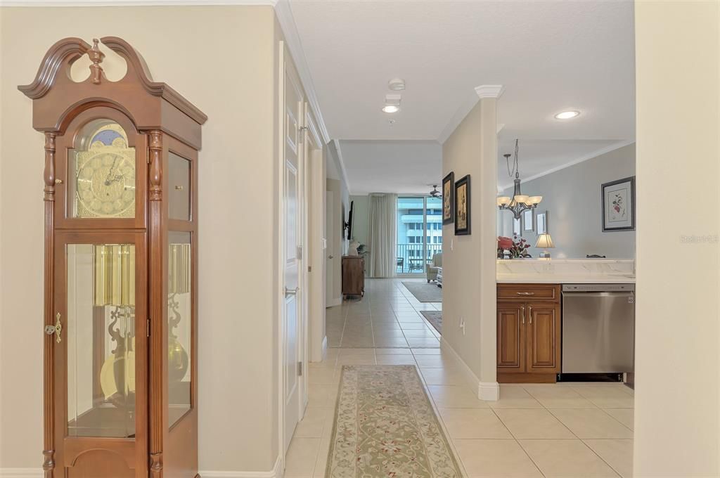 For Sale: $700,000 (2 beds, 2 baths, 1440 Square Feet)