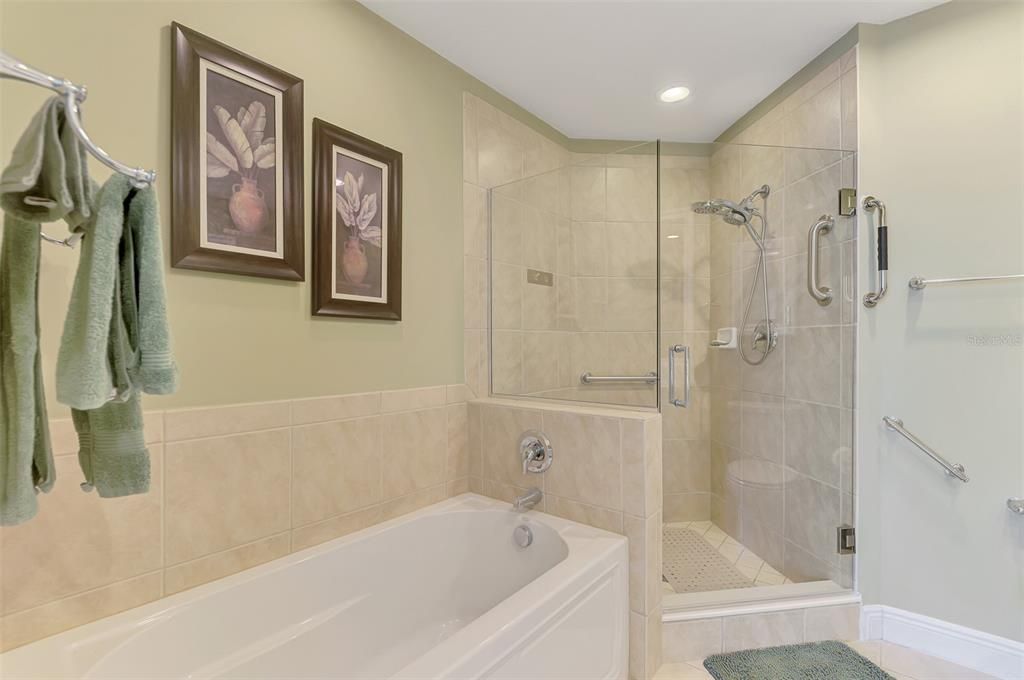 For Sale: $700,000 (2 beds, 2 baths, 1440 Square Feet)
