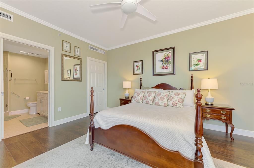 For Sale: $700,000 (2 beds, 2 baths, 1440 Square Feet)