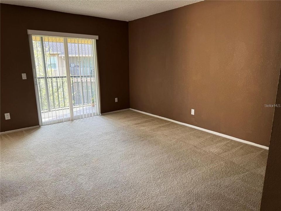 На продажу: $163,000 (2 спален, 2 ванн, 905 Квадратных фут)