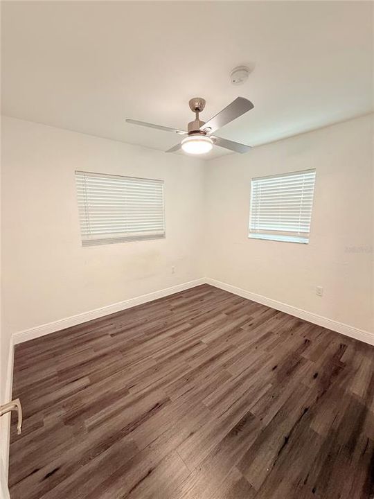 En Venta: $768,000 (5 camas, 4 baños, 2561 Pies cuadrados)