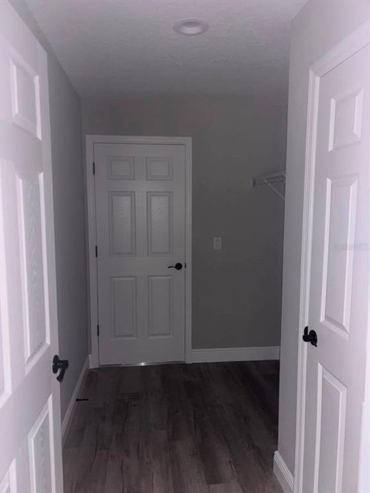 Active With Contract: $249,900 (3 beds, 2 baths, 1405 Square Feet)