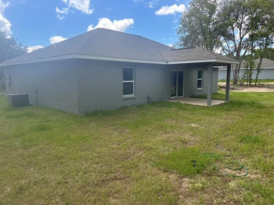Active With Contract: $249,900 (3 beds, 2 baths, 1405 Square Feet)
