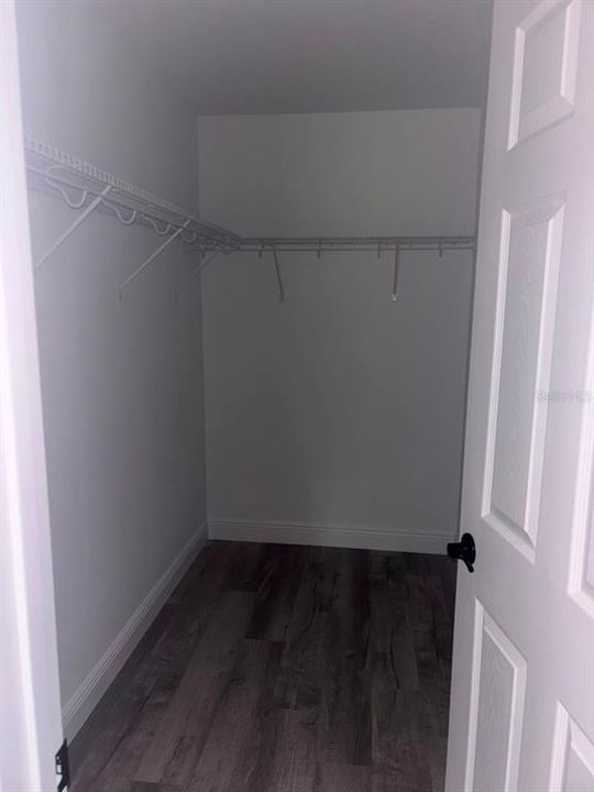 Active With Contract: $249,900 (3 beds, 2 baths, 1405 Square Feet)