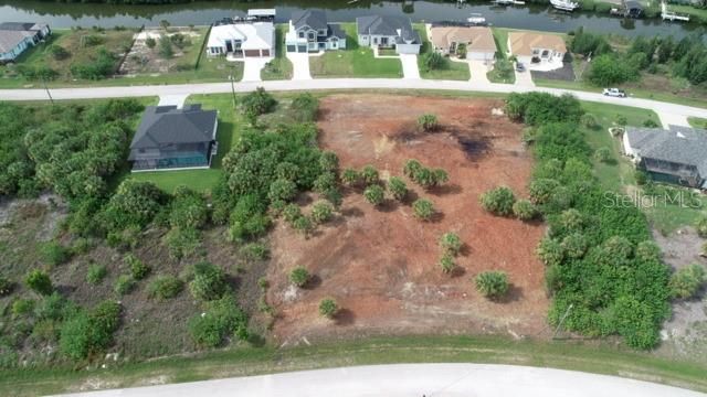 For Sale: $140,000 (0.94 acres)