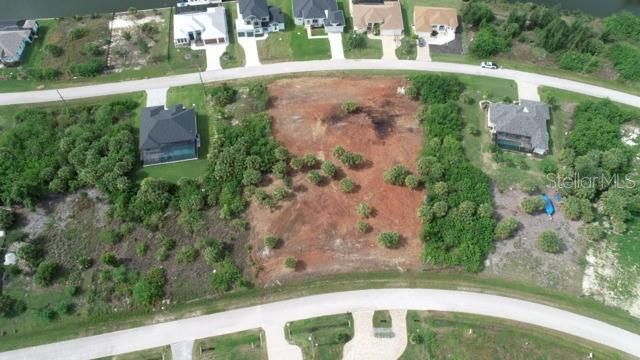 For Sale: $140,000 (0.94 acres)