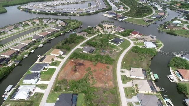 For Sale: $140,000 (0.94 acres)