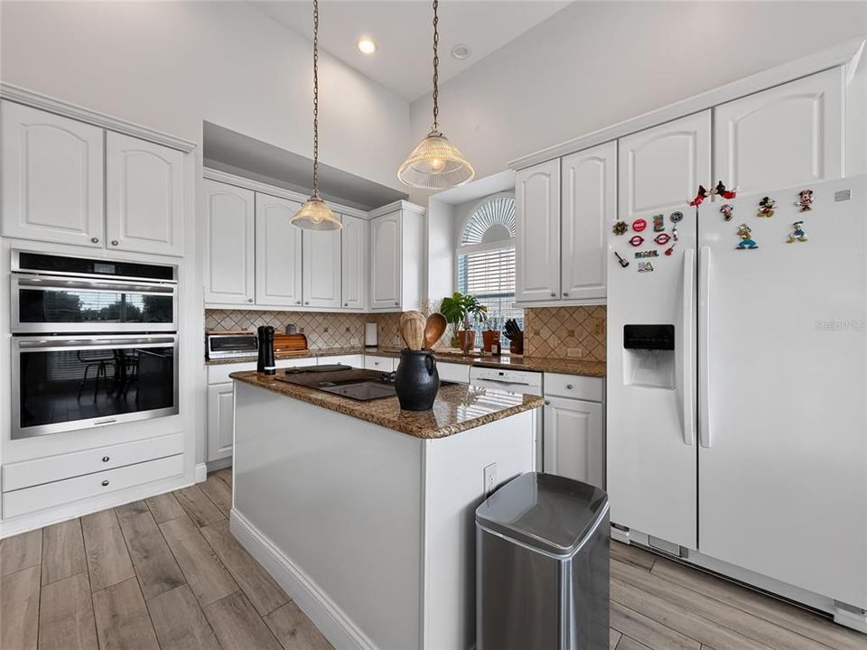 For Rent: $4,200 (4 beds, 3 baths, 2677 Square Feet)
