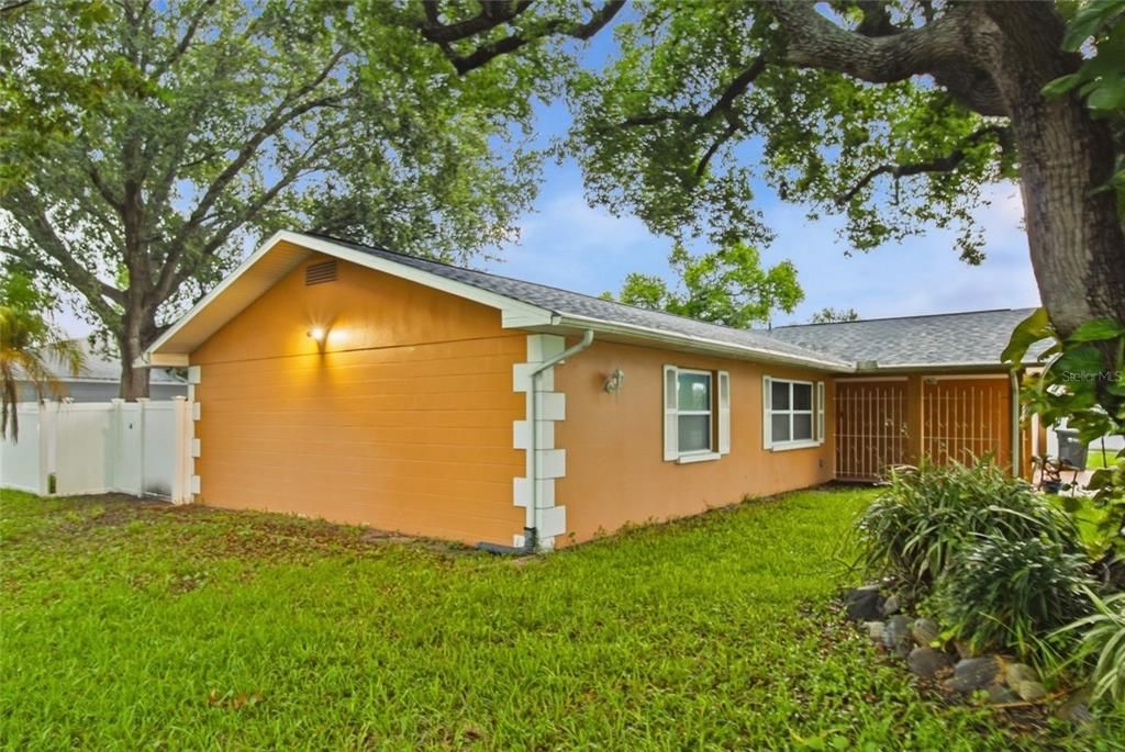 En Venta: $448,900 (3 camas, 2 baños, 1588 Pies cuadrados)