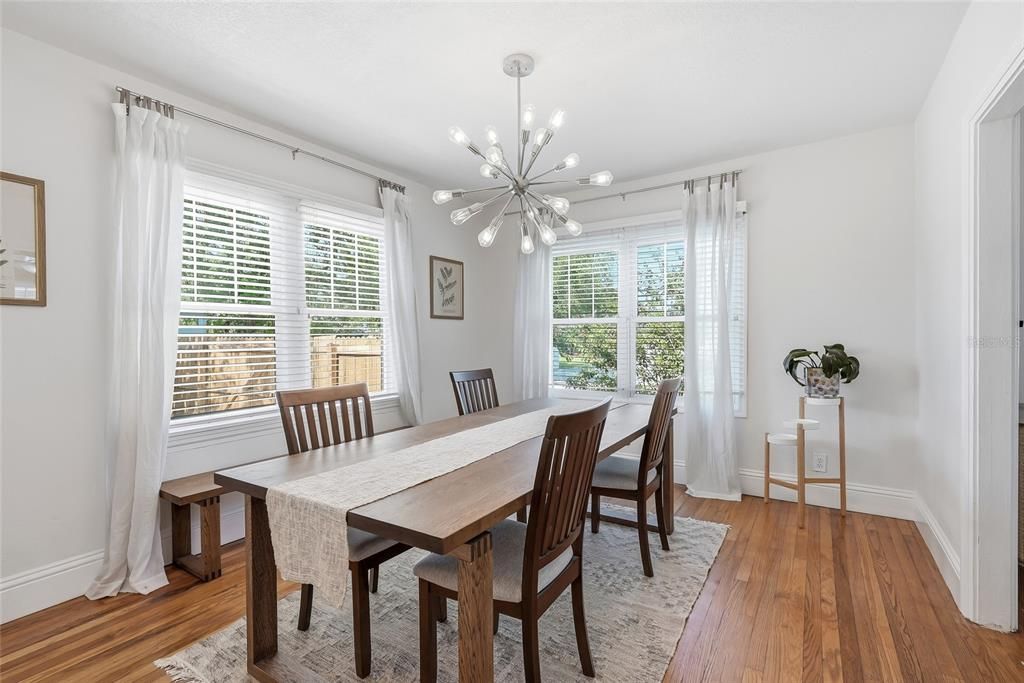 En Venta: $399,000 (3 camas, 2 baños, 1178 Pies cuadrados)