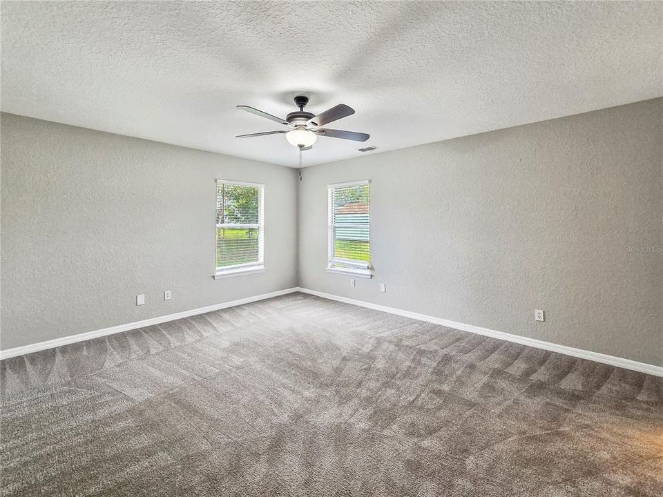 For Rent: $1,895 (3 beds, 2 baths, 1610 Square Feet)