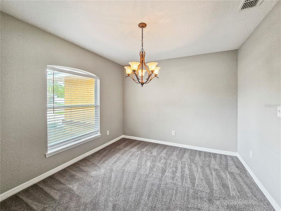For Rent: $1,895 (3 beds, 2 baths, 1610 Square Feet)