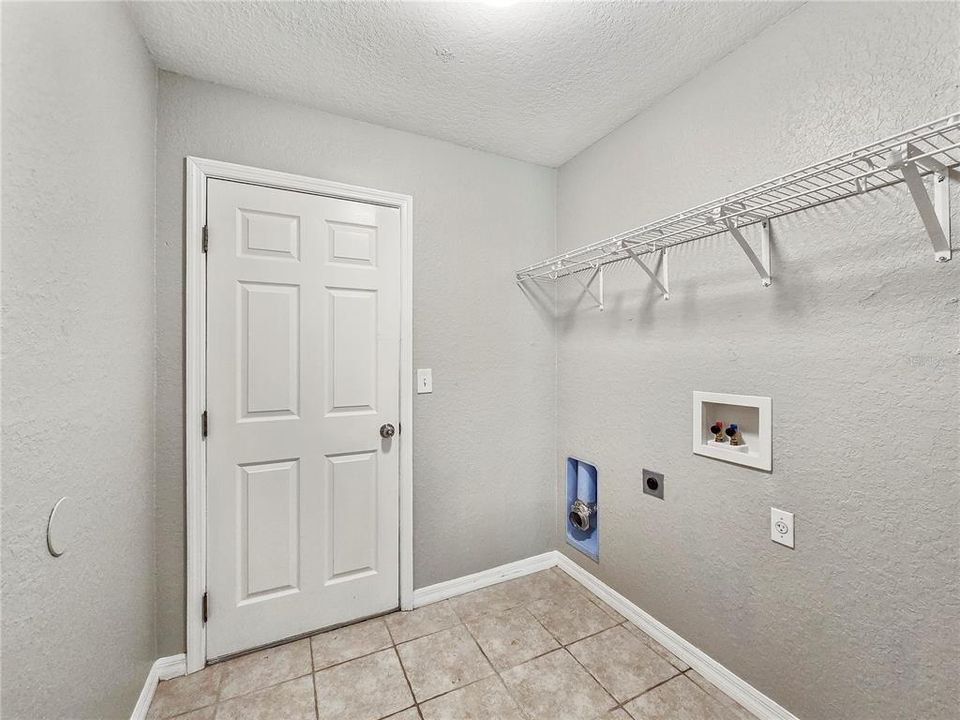For Rent: $1,895 (3 beds, 2 baths, 1610 Square Feet)