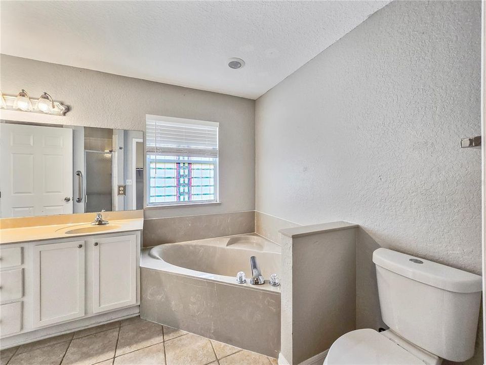 For Rent: $1,895 (3 beds, 2 baths, 1610 Square Feet)