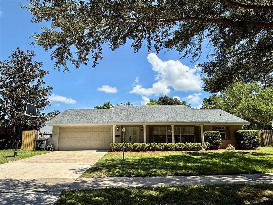 For Rent: $4,495 (4 beds, 3 baths, 2134 Square Feet)