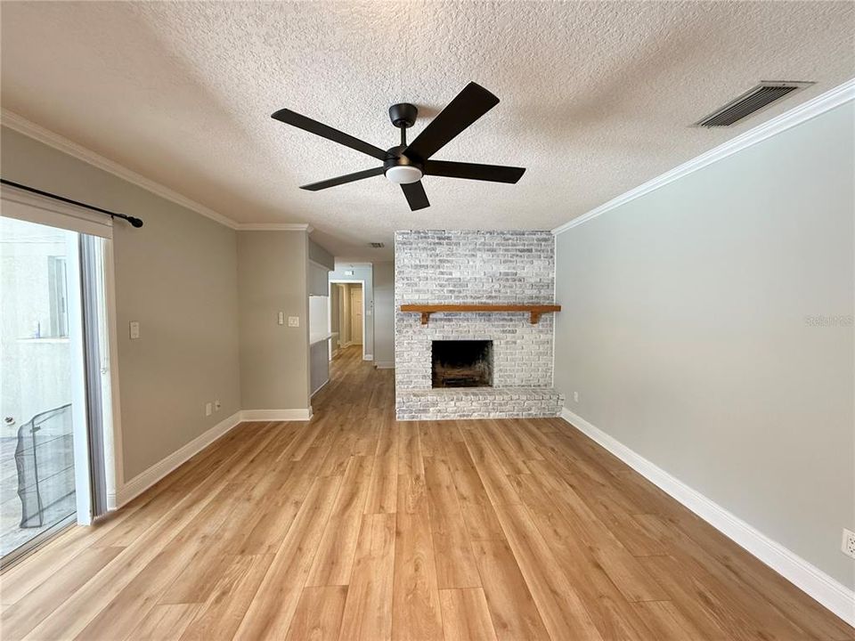 For Rent: $4,495 (4 beds, 3 baths, 2134 Square Feet)