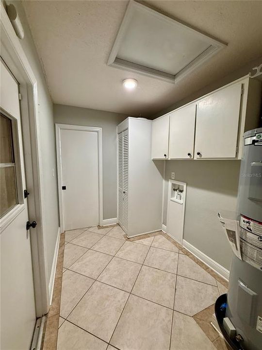 For Rent: $4,495 (4 beds, 3 baths, 2134 Square Feet)